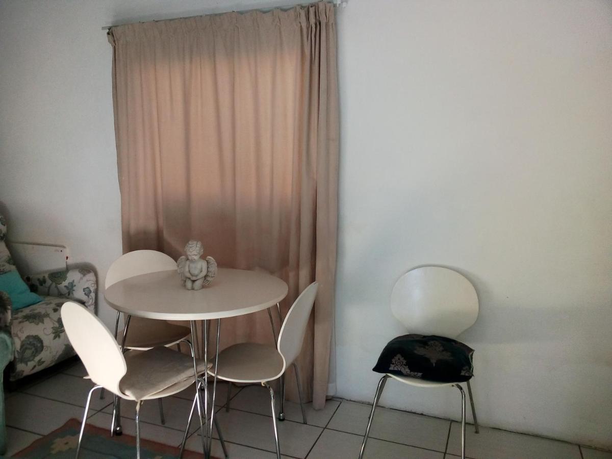 Apartmán 36 Df Strauss Street Kleinmond Exteriér fotografie