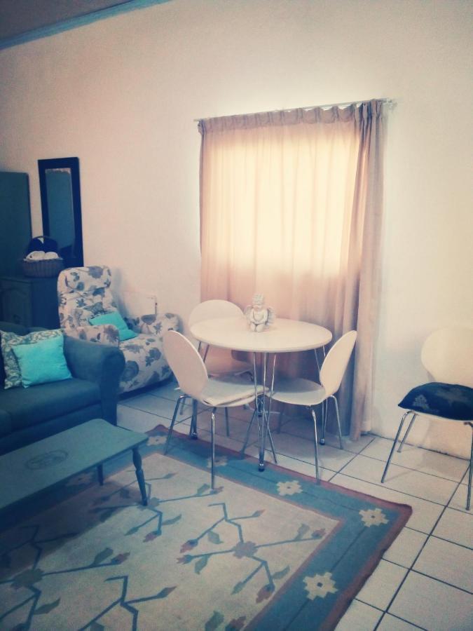 Apartmán 36 Df Strauss Street Kleinmond Exteriér fotografie